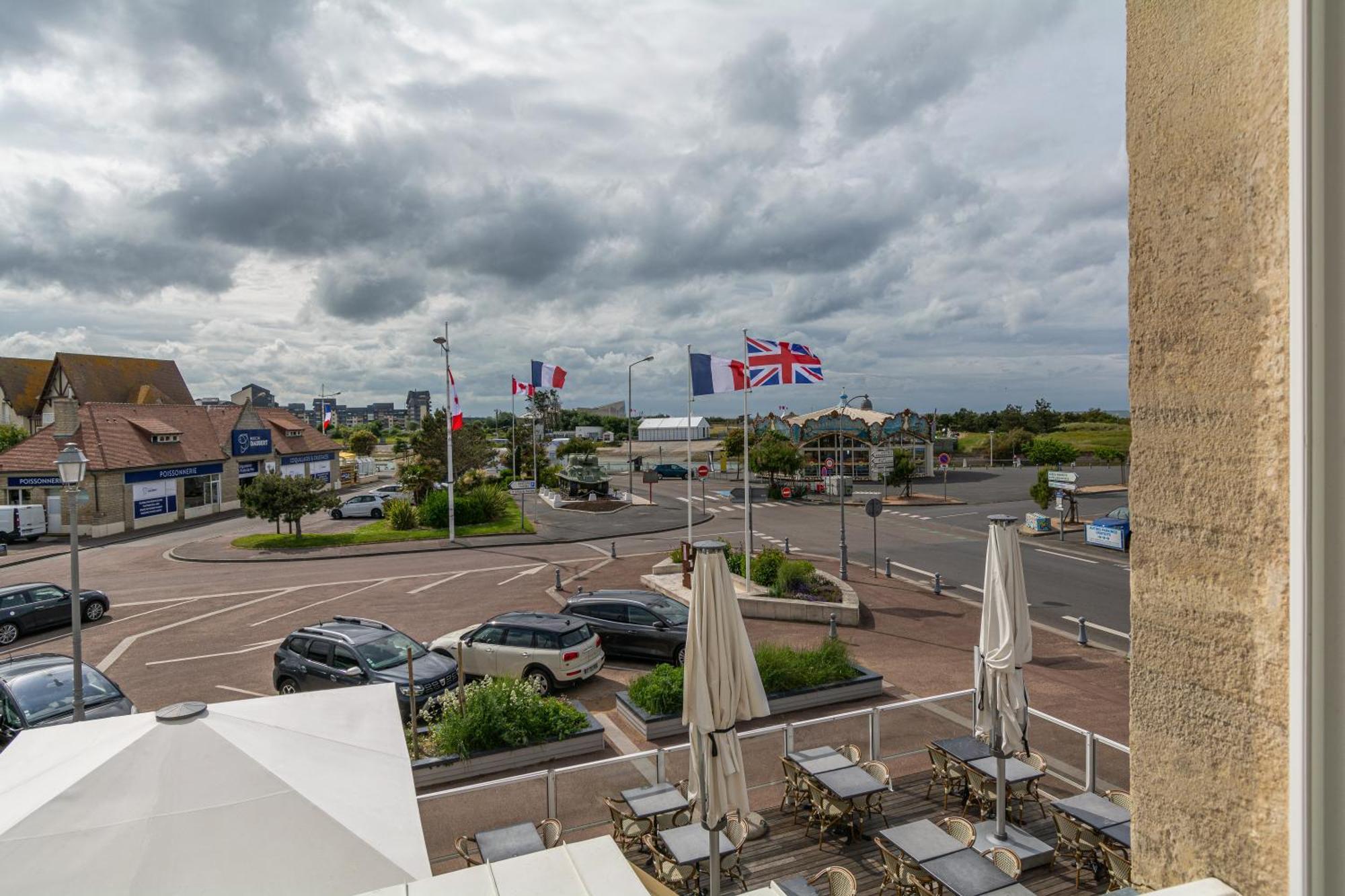 Hotel De La Plage Courseulles-sur-Mer Eksteriør billede