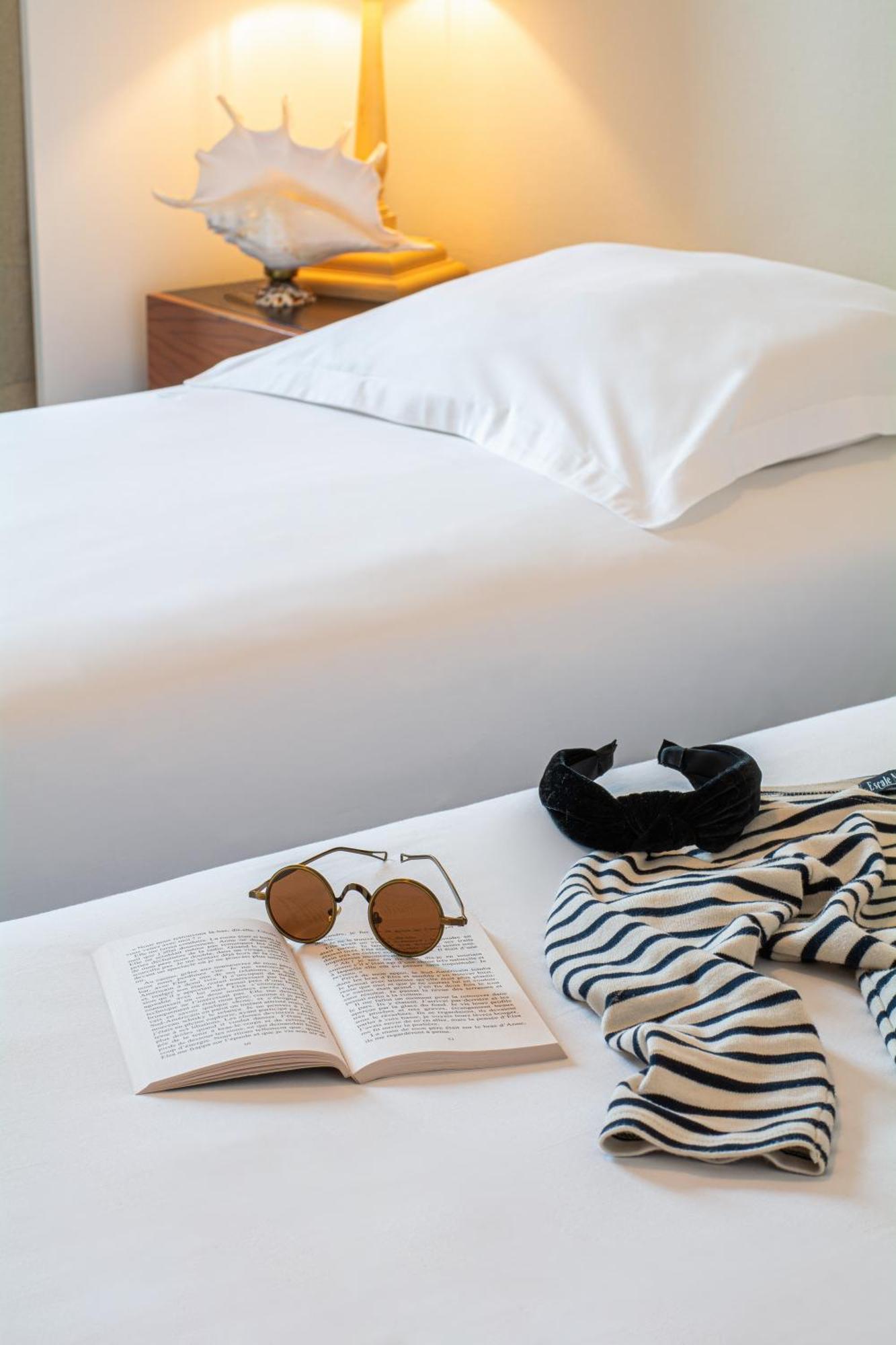 Hotel De La Plage Courseulles-sur-Mer Eksteriør billede