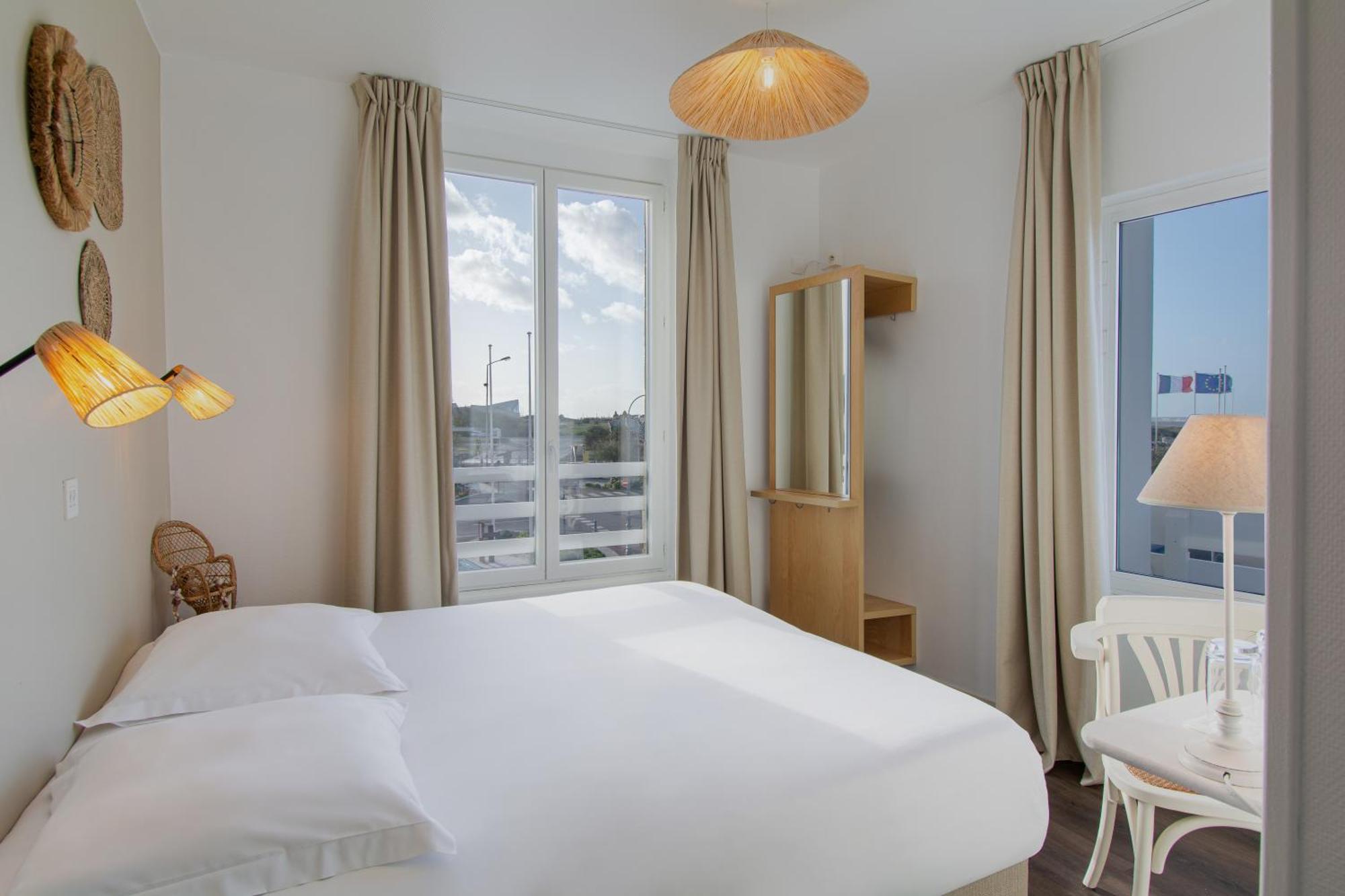 Hotel De La Plage Courseulles-sur-Mer Eksteriør billede
