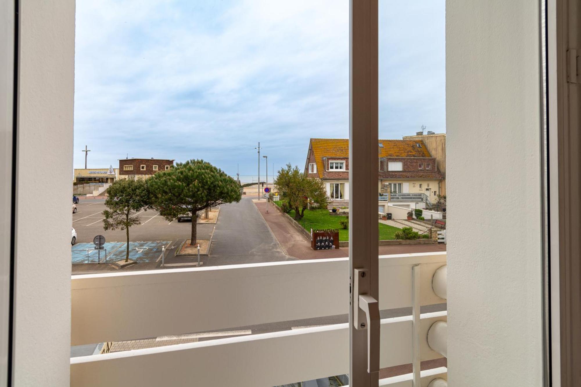 Hotel De La Plage Courseulles-sur-Mer Eksteriør billede